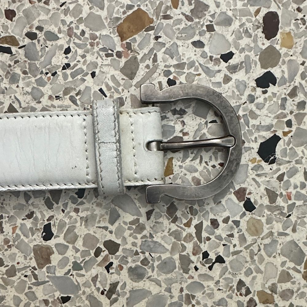 Salvatore Ferragamo made in Italy white silver belt 34 vintage